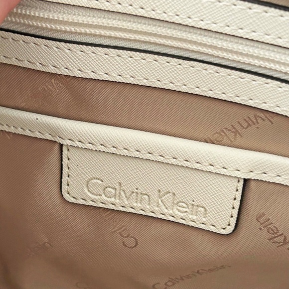 CALVIN KLEIN SHOULDER BAG, LEATHER, MULTICOLOUR FLORAL, CHAIN & LEATHER SHOULDER - Picture 14 of 14